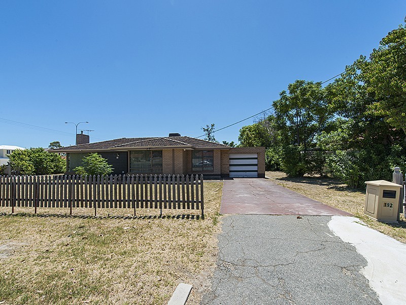 192 Corinthian Rd East, Riverton WA 6148
