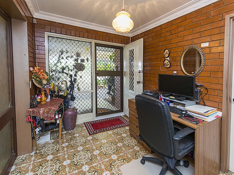 9 and 11 Limbee Glade, Huntingdale WA 6110