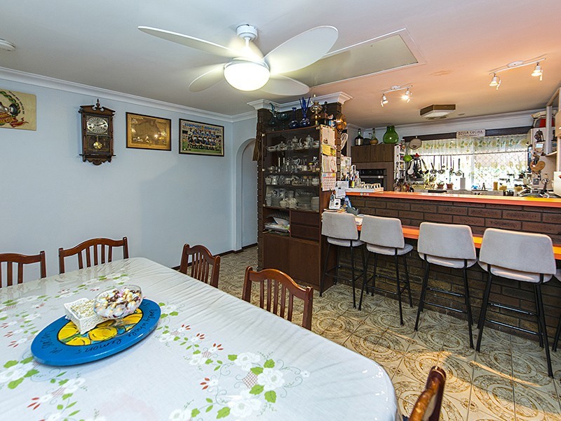 9 and 11 Limbee Glade, Huntingdale WA 6110