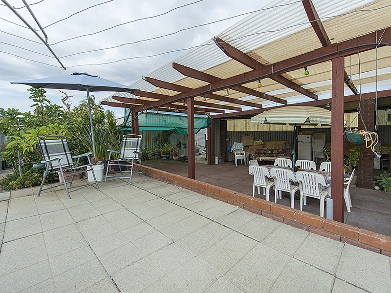 9 and 11 Limbee Glade, Huntingdale WA 6110