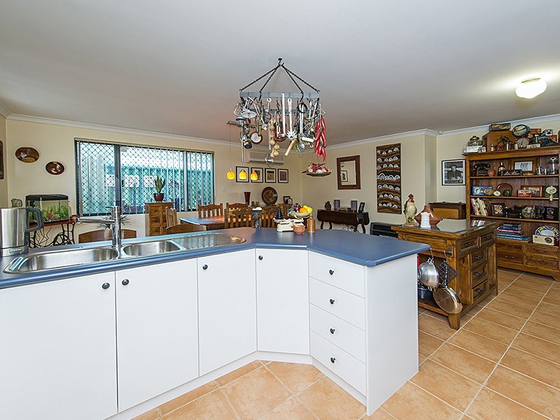 2B Isobel Street, Bentley WA 6102