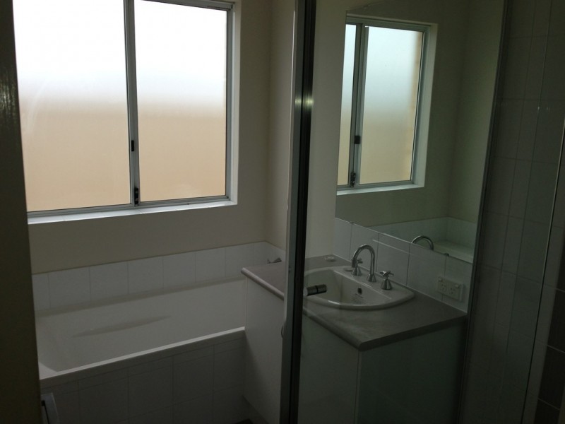 10 Barro Bend, Yanchep WA 6035