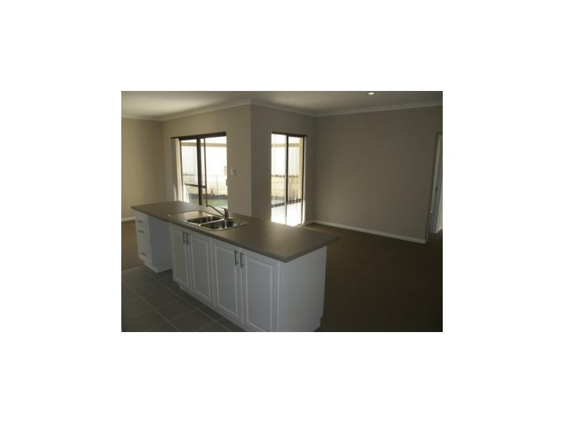 5/33 Matuka Mews, Maida Vale WA 6057