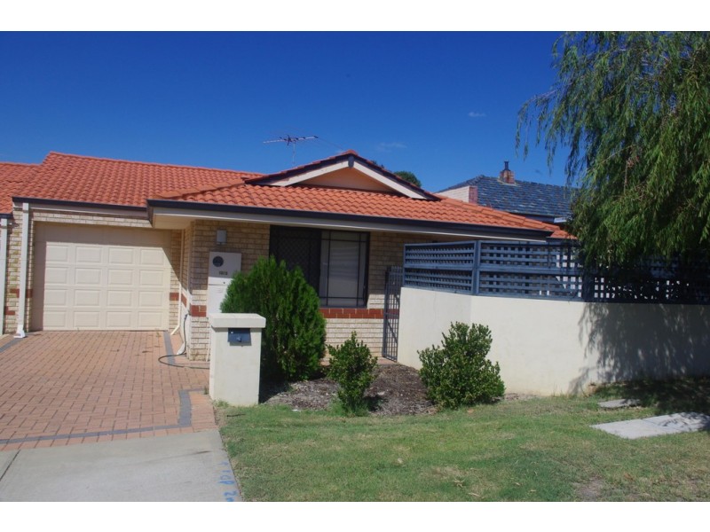 10/2 Boundary Rd, St James WA 6102