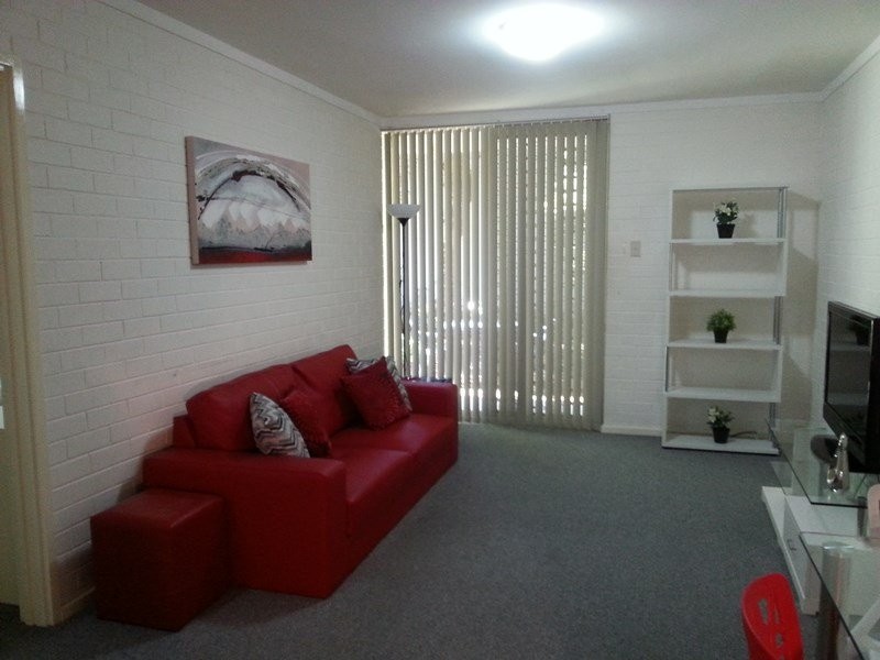 Unit 3/69 King George Street, Victoria Park WA 6100