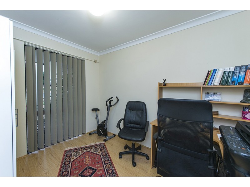 15 Coolgardie Street, St James WA 6102