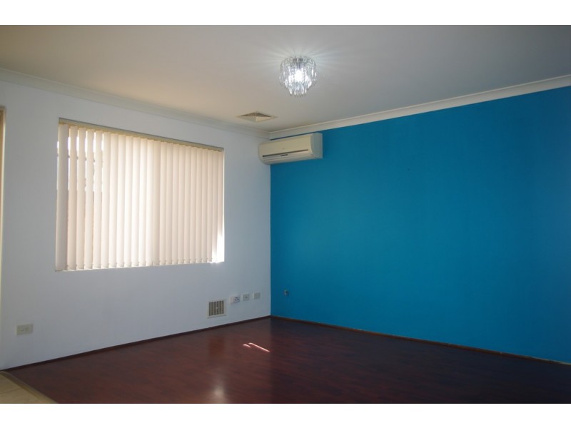 1/34 Camberwell St, Beckenham WA 6107