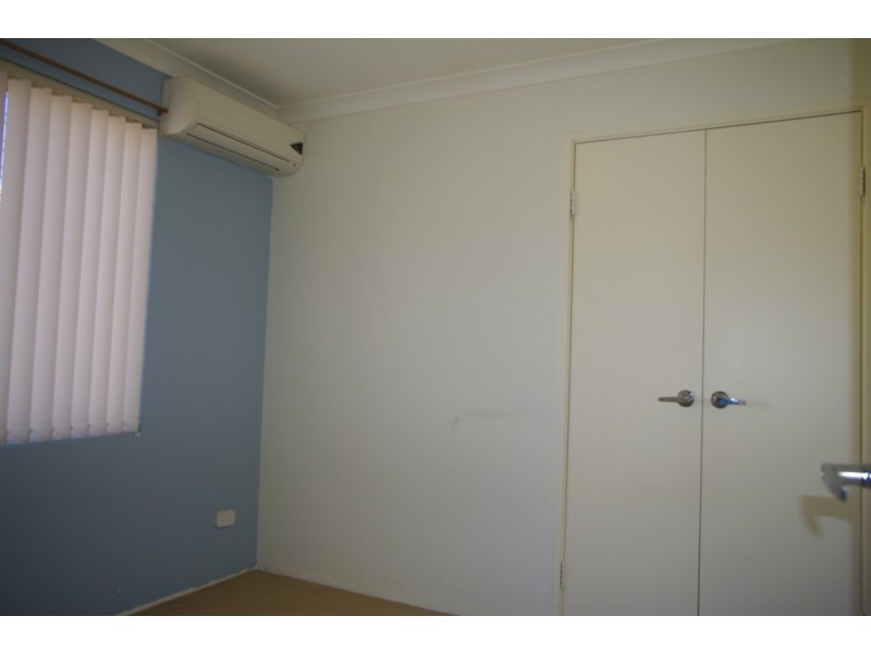 1/34 Camberwell St, Beckenham WA 6107