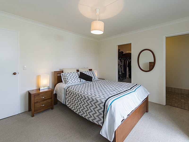16 London Way, Bateman WA 6150