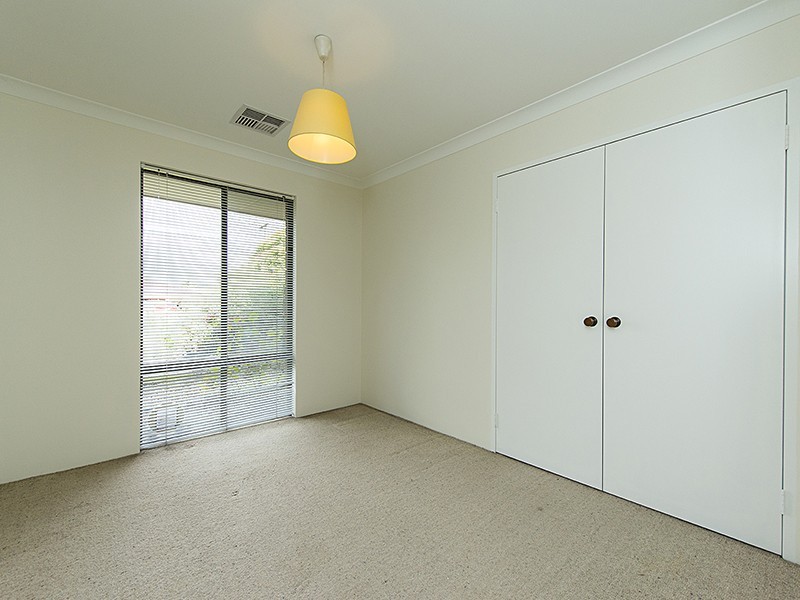 16 London Way, Bateman WA 6150