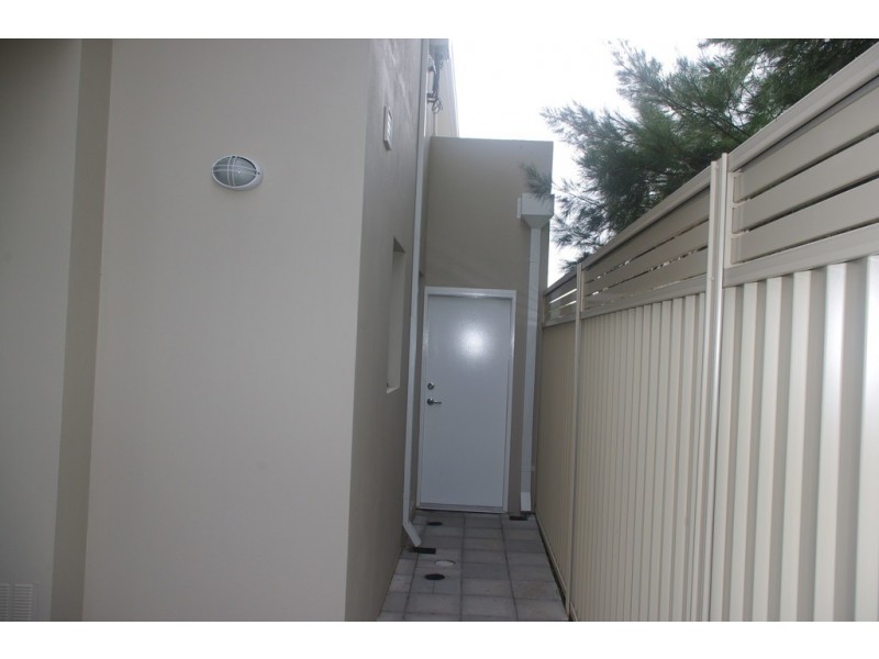 3/166 Belmont Ave, Belmont WA 6104