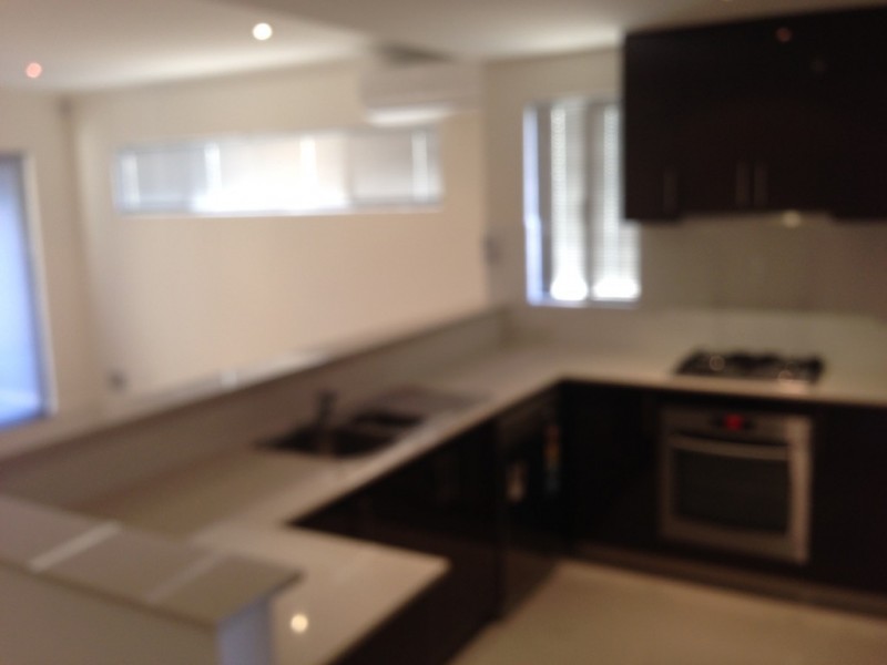 6C Gibb Cres, Westminster WA 6061