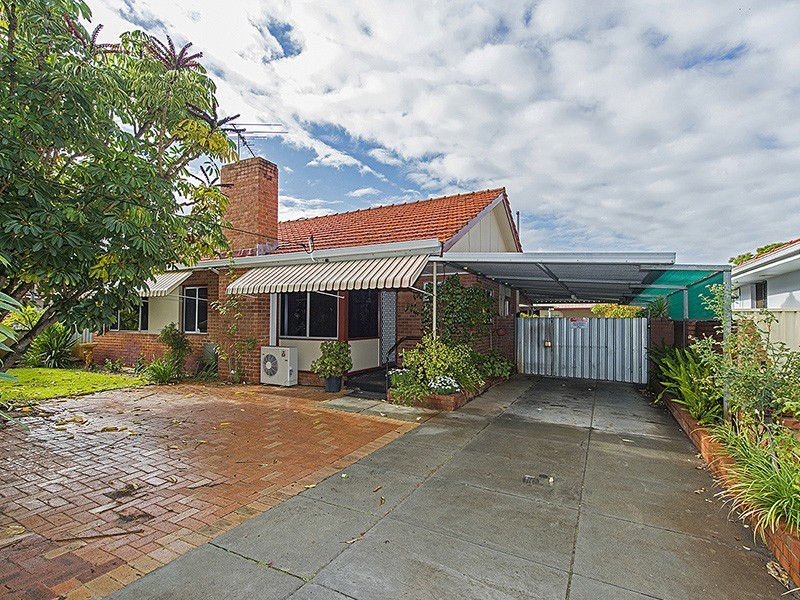 20 Crellin Way, Cloverdale WA 6105