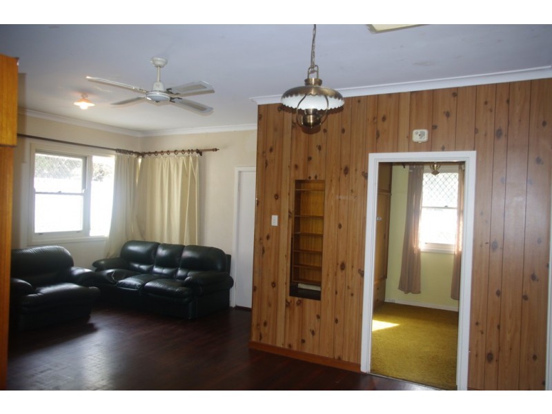 190 Manning Rd, Wilson WA 6107