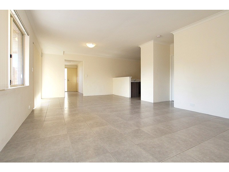 10/27 Mozart Mews, Rivervale WA 6103