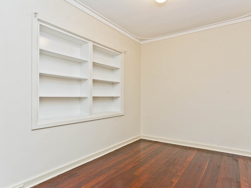 27 Connaught Street, Forrestfield WA 6058