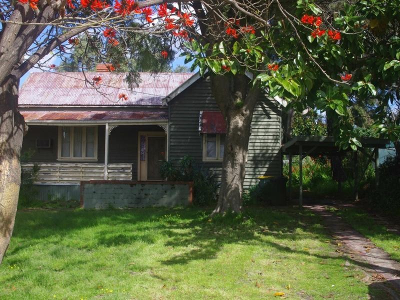 111-113 Sevenoaks Street, Bentley WA 6102