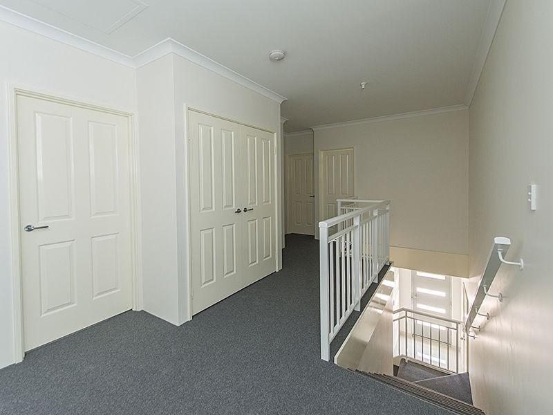 2/320 Acton Avenue, Kewdale WA 6105