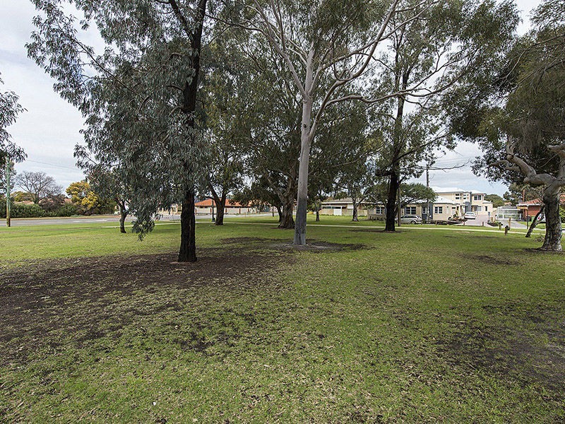 2/320 Acton Avenue, Kewdale WA 6105