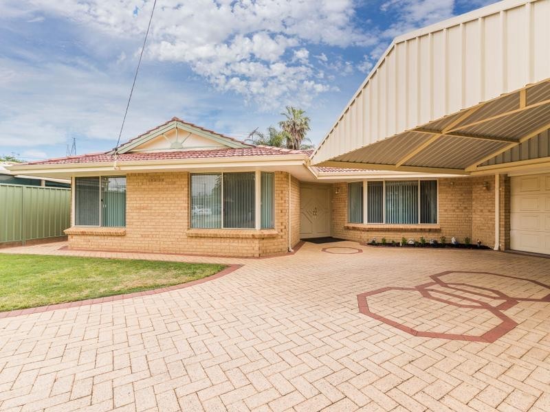 12 Lyonia Court, Forrestfield WA 6058