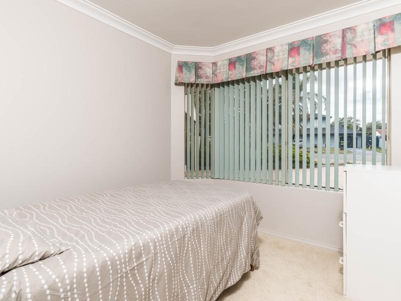 12 Lyonia Court, Forrestfield WA 6058