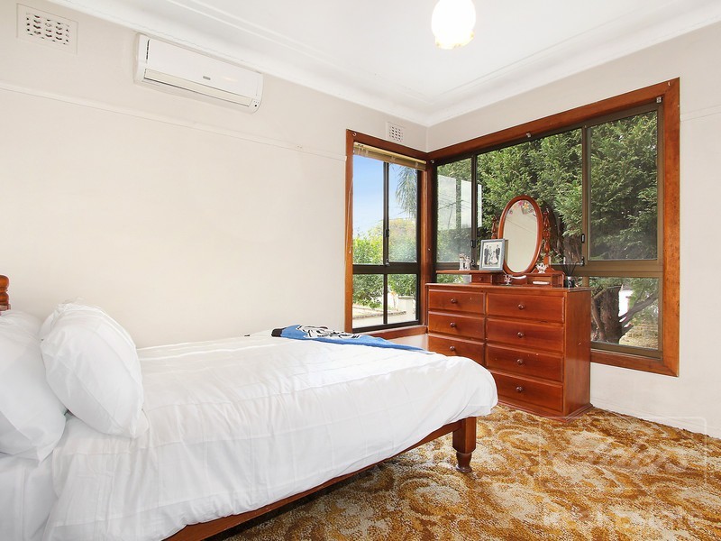 33 Emery Avenue, Yagoona NSW 2199