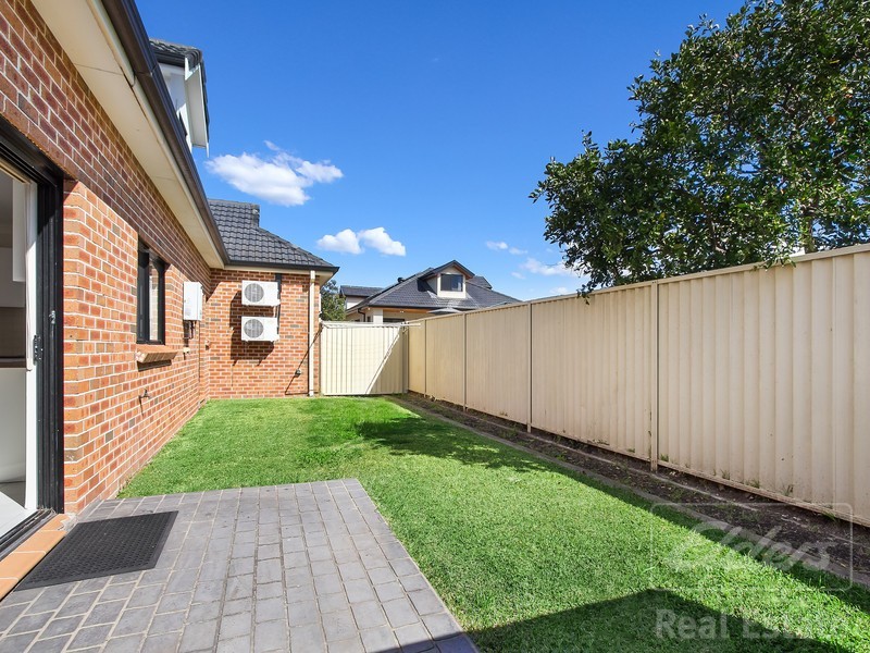 4/16 Bulwarra Avenue, Sefton NSW 2162