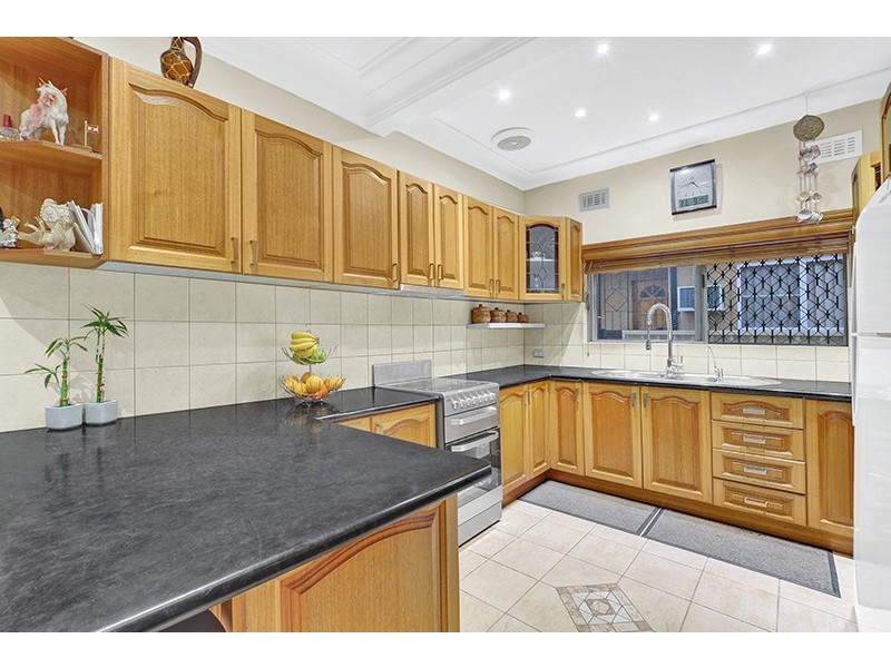 20 Yanderra Street, Condell Park NSW 2200