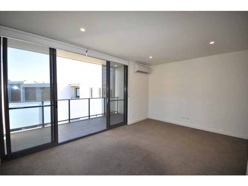 C303/17 Hanna Street, Potts Hill NSW 2143