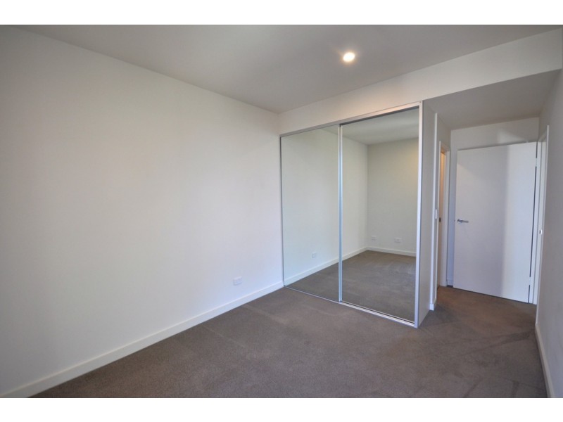 C303/17 Hanna Street, Potts Hill NSW 2143