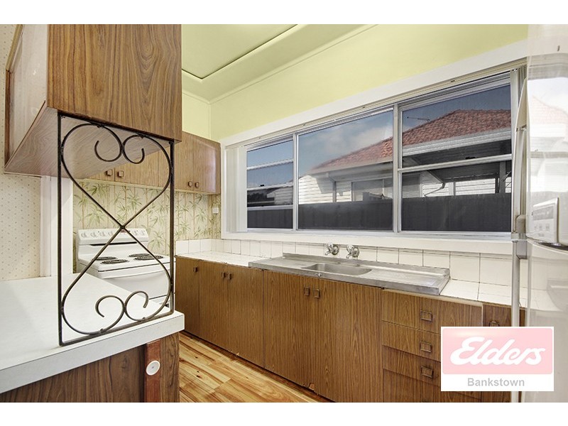 85 The Avenue, Bankstown NSW 2200