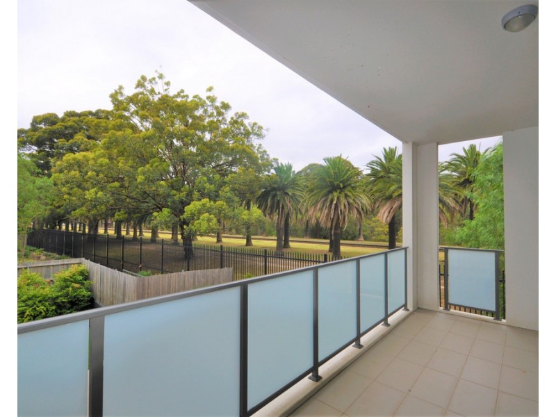 D207/17 Hanna St, Potts Hill NSW 2143