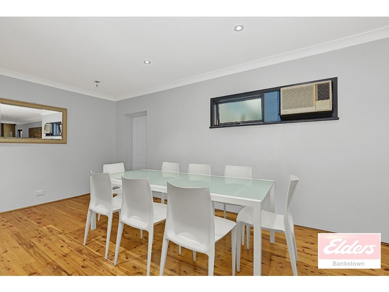 43 Wendy Avenue, Georges Hall NSW 2198