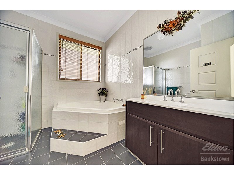 25 St Johns Road, Auburn NSW 2144