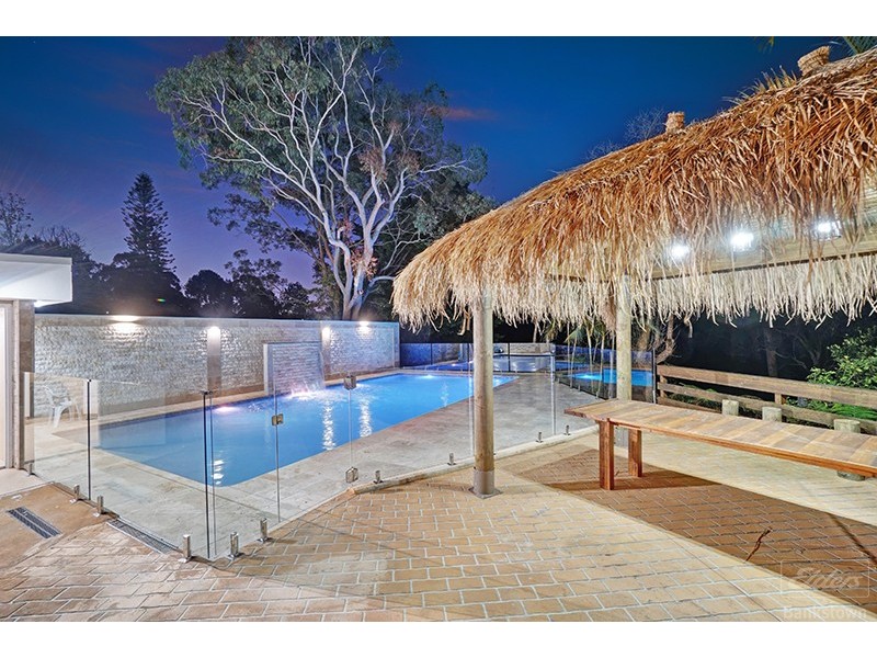 6 Glyn Avenue, Picnic Point NSW 2213