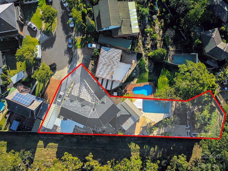 6 Glyn Avenue, Picnic Point NSW 2213