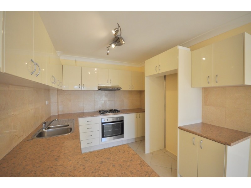 12/13-15 Cairds Avenue, Bankstown NSW 2200