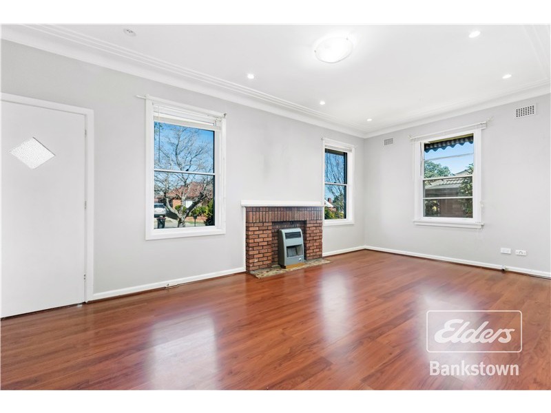 8 Moller Avenue, Birrong NSW 2143