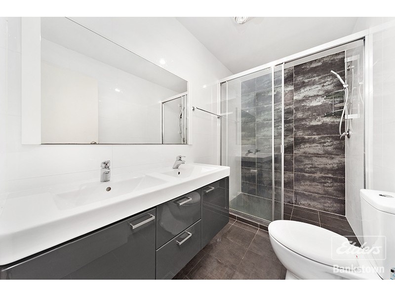 25 Wyatt Avenue, Regents Park NSW 2143