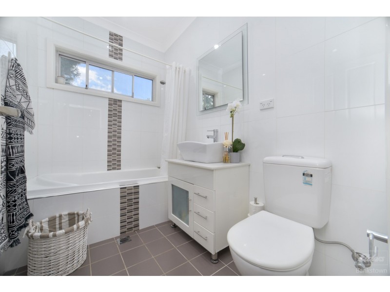 50 Endeavour Road, Georges Hall NSW 2198