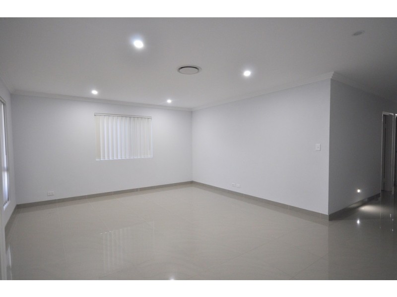 10 Allingham Street, Condell Park NSW 2200