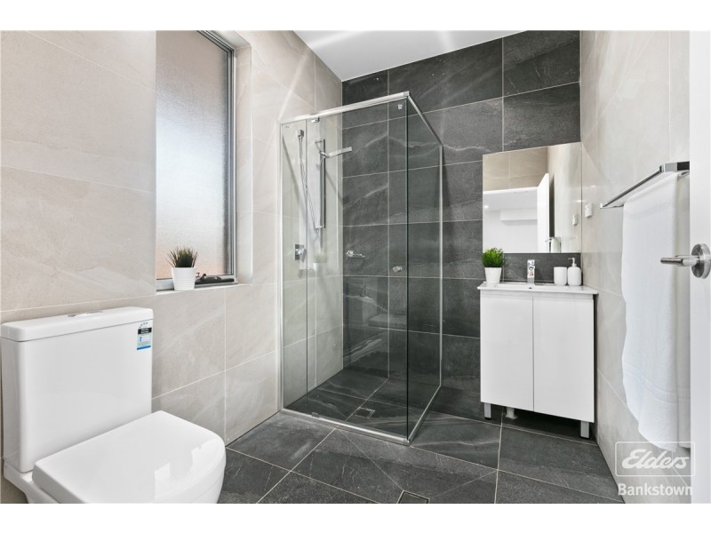 33a Junction Road, Moorebank NSW 2170