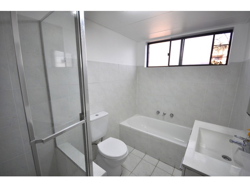 1/21-23 Myrtle Road, Bankstown NSW 2200