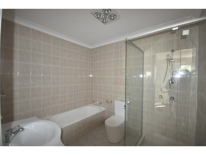 1/36 Gleeson Avenue, Condell Park NSW 2200