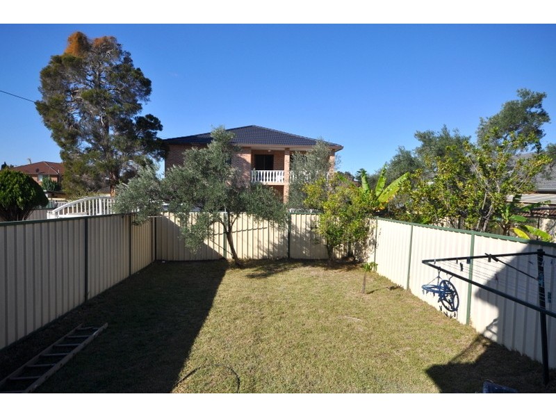 1/36 Gleeson Avenue, Condell Park NSW 2200