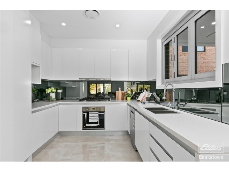 33 Junction Road, Moorebank NSW 2170