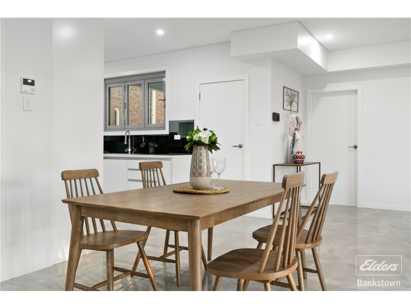 33 Junction Road, Moorebank NSW 2170