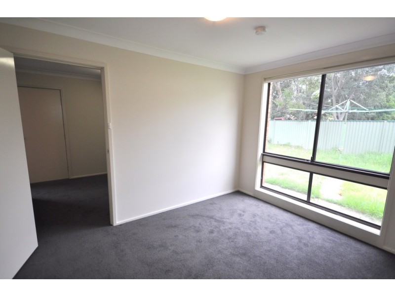 8 Wilde Street, Carramar NSW 2163