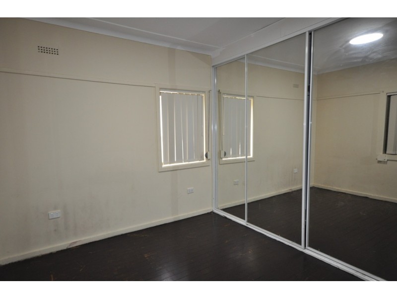 7 Saltash St, Yagoona NSW 2199