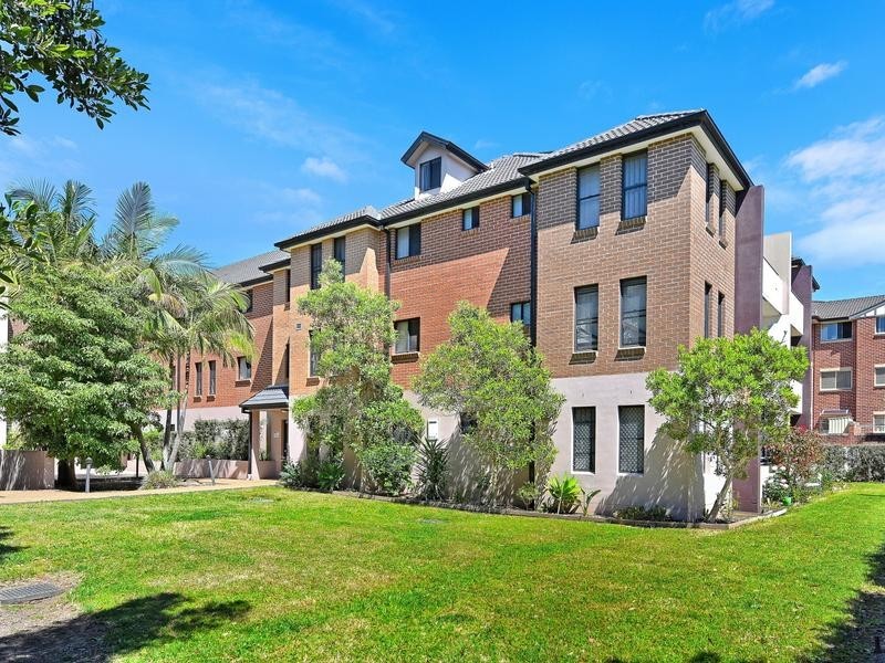 32/38-44 Meredith St, Bankstown NSW 2200